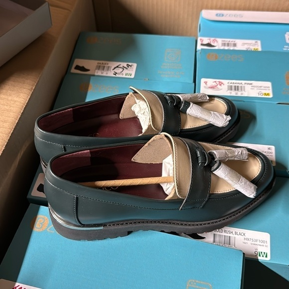 Franco Sarto Carolynn Tassel Loafer - Picture 6 of 8